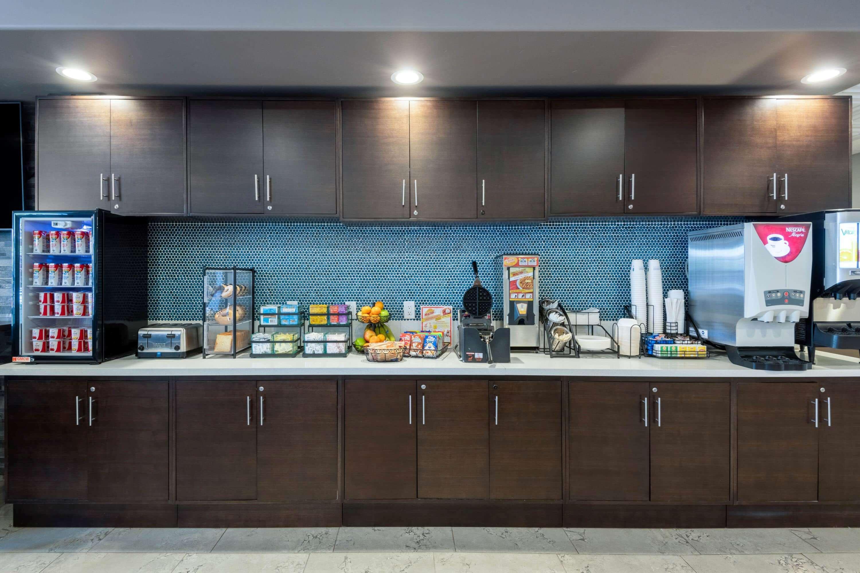 Microtel Inn & Suites By Wyndham Трейси Экстерьер фото